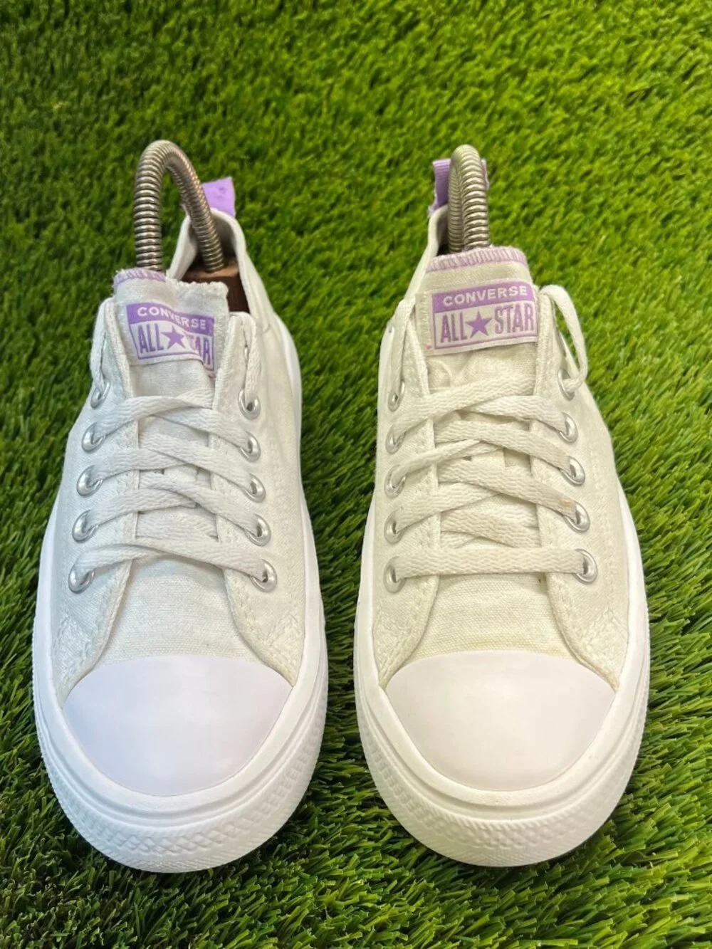 Converse Chuck Taylor All Star Boy Size 4.5 White Walking Athletic Shoe Sneakers